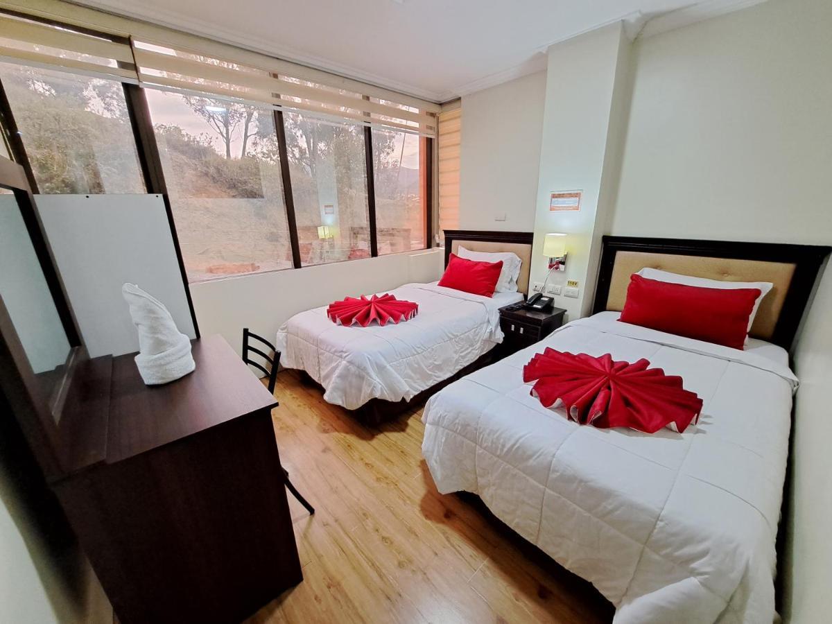 Hotel Loja Bella Екстер'єр фото